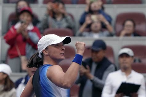 Swiatek ends Gauff’s 16-match winning streak to advance to China Open final
